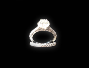 Oval diamond ring