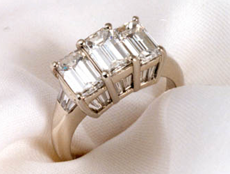 Triple Emerald Diamond: Jewelry Store in Birmingham AL